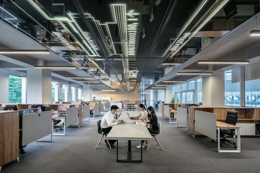 AI与数据场景配图
